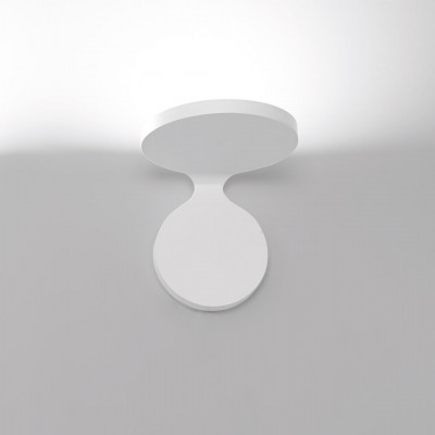 Rea 17 Wall lamp in painted...