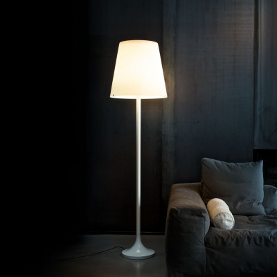 Lumen Floor lamp diffuser in frosted white opaline blown glass
