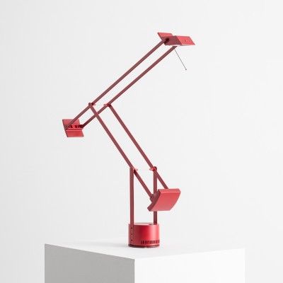 Tizio red Limited Edition aluminum table lamp 50W GY6,35 - N.1 piece exhibited in the showroom